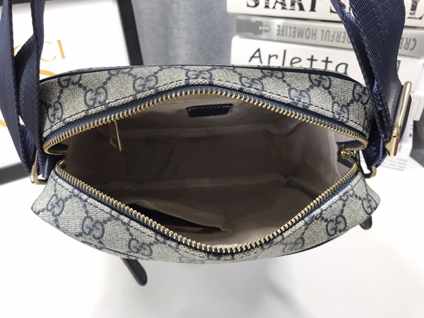 激安グッチバッグコピー着用イメージ